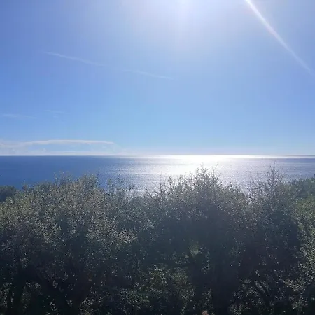 Vacation With Exceptional Sea Views In St Raphael